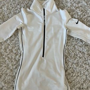 Women’s Nike Dry Fit QuarterZip Pullover - XS - White